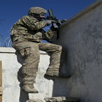 4. januara, - američki vojnik pruža sigurnost u borbi Outpost Baraki-Barak u provinciji Logar, afganistanskom