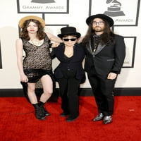 Charlotte Kemp Muhl, Yoko Ono, Sean Lennon po dolasci za 56. godišnje nagrade Grammy - dolasci 2, Staples