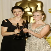 Rachel Weisz, Reese Witherspoon u sobi za štampu za Oscare 78. Godišnje nagrade Akademije, Kazalište