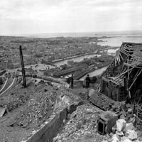Tri GI-ova vielektrana lučkog grada Cherbourga nakon hvatanja Fort Du Roule. Juni-juli 1944. Istorija