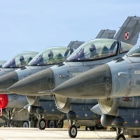 Lista od helenske zračne snage Avione u zračnom bazi Trapani, Italija, za vrijeme NATO vježbi Treident